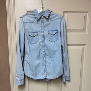 Gap light denim western shirt